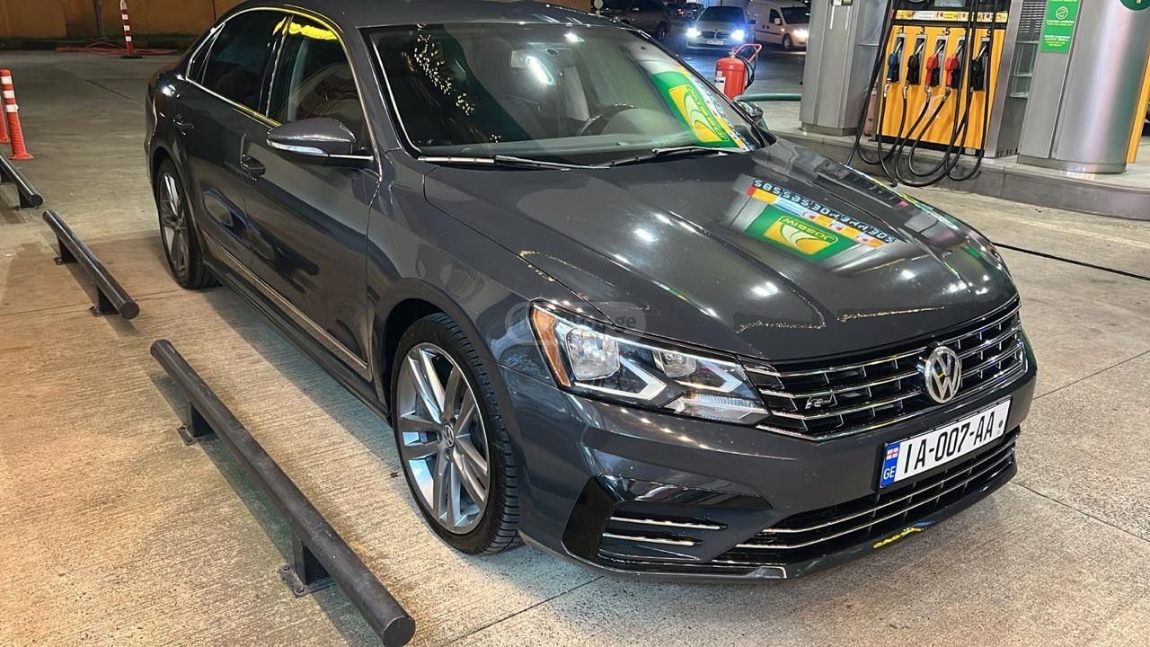Volkswagen Passat 2016 — photo 2