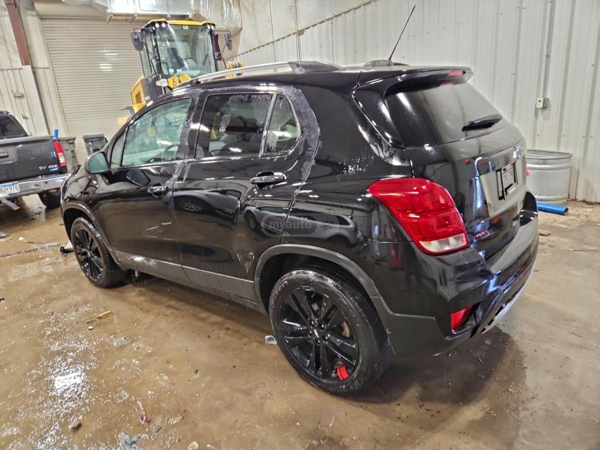 Chevrolet Trax 2020 — photo 2