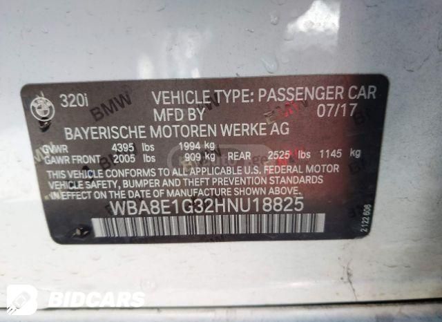 BMW 320 2017 — photo 2