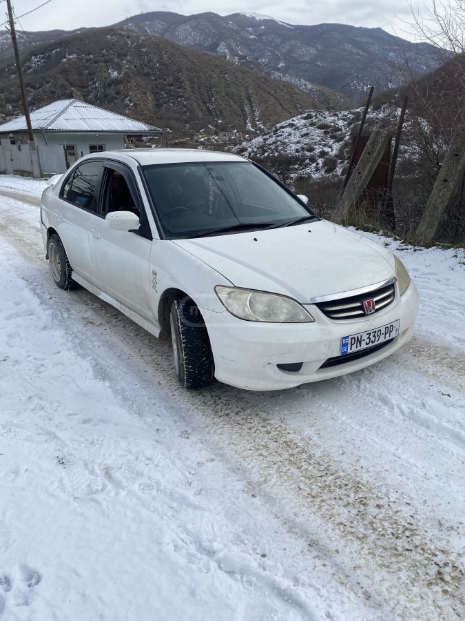 Honda Civic 2004 — photo 2