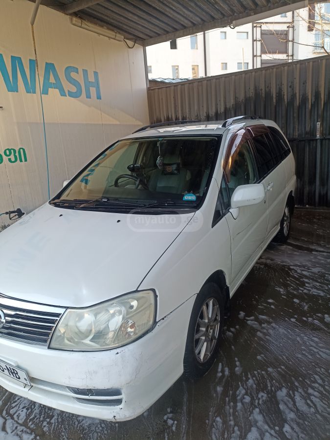 Nissan Liberty