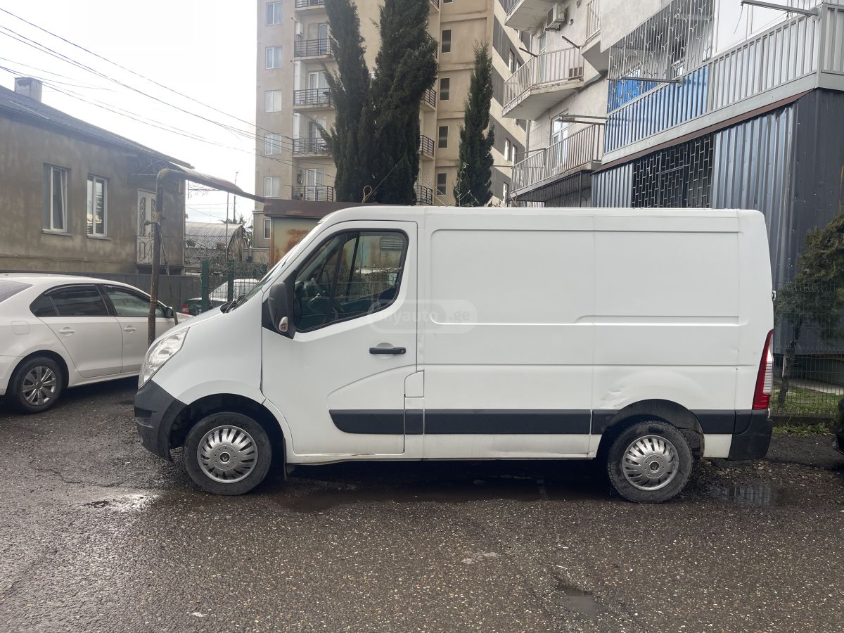 Renault Master 2017 — photo 2