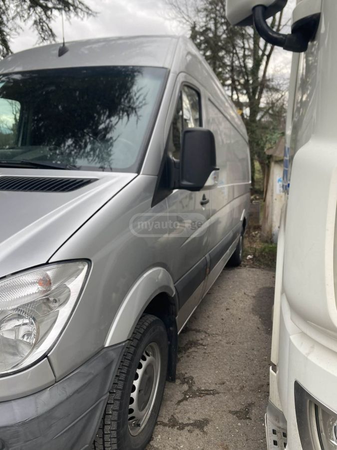 Mercedes-Benz Sprinter 2010 — photo 2