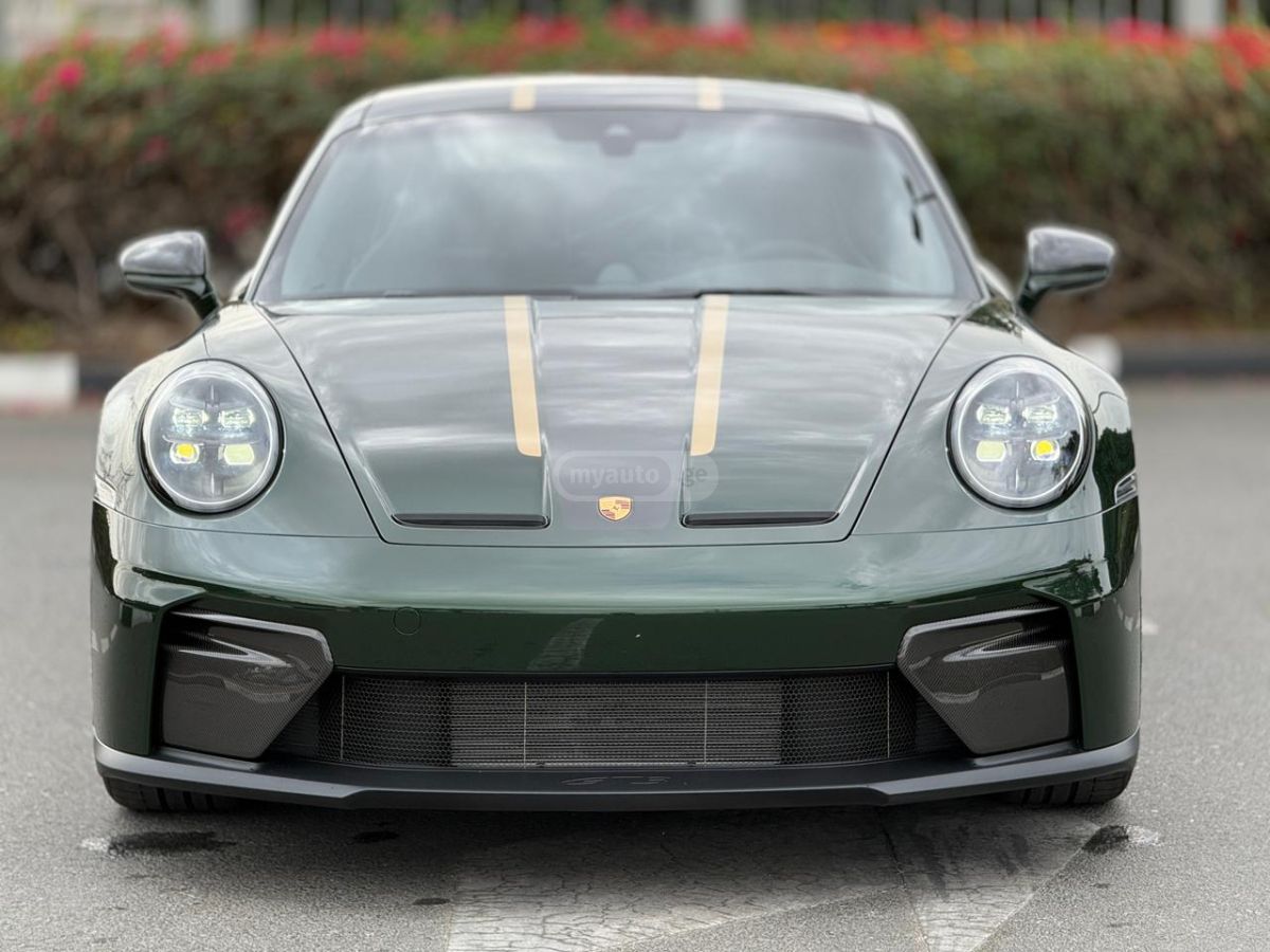Porsche 911 2026 — photo 2