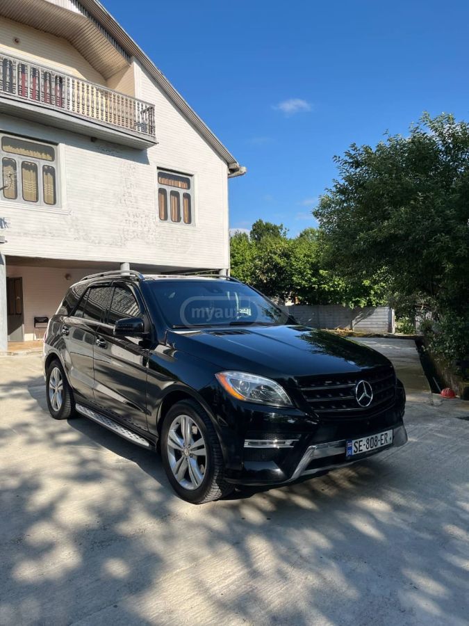 Mercedes-Benz ML 350 2014 — photo 2