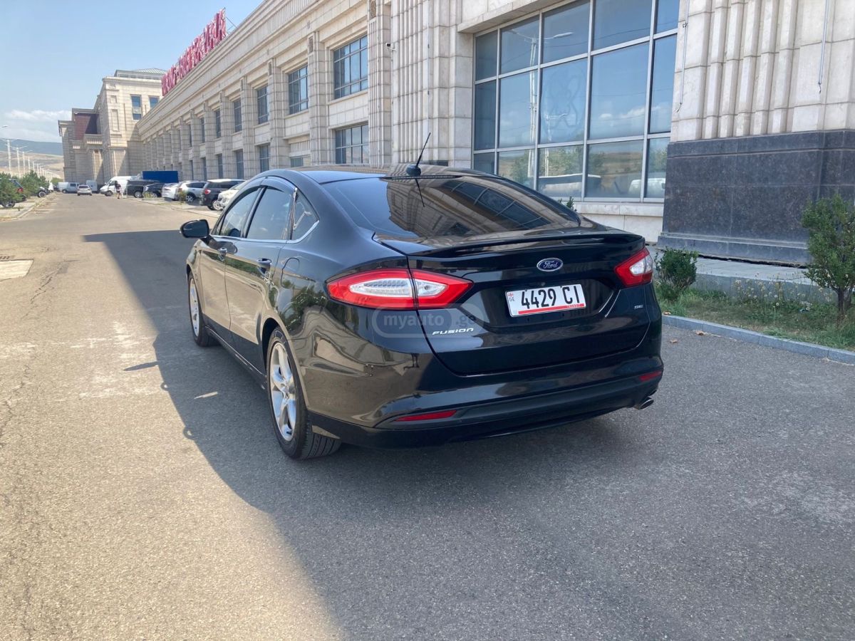 Ford Fusion 2014 — photo 2