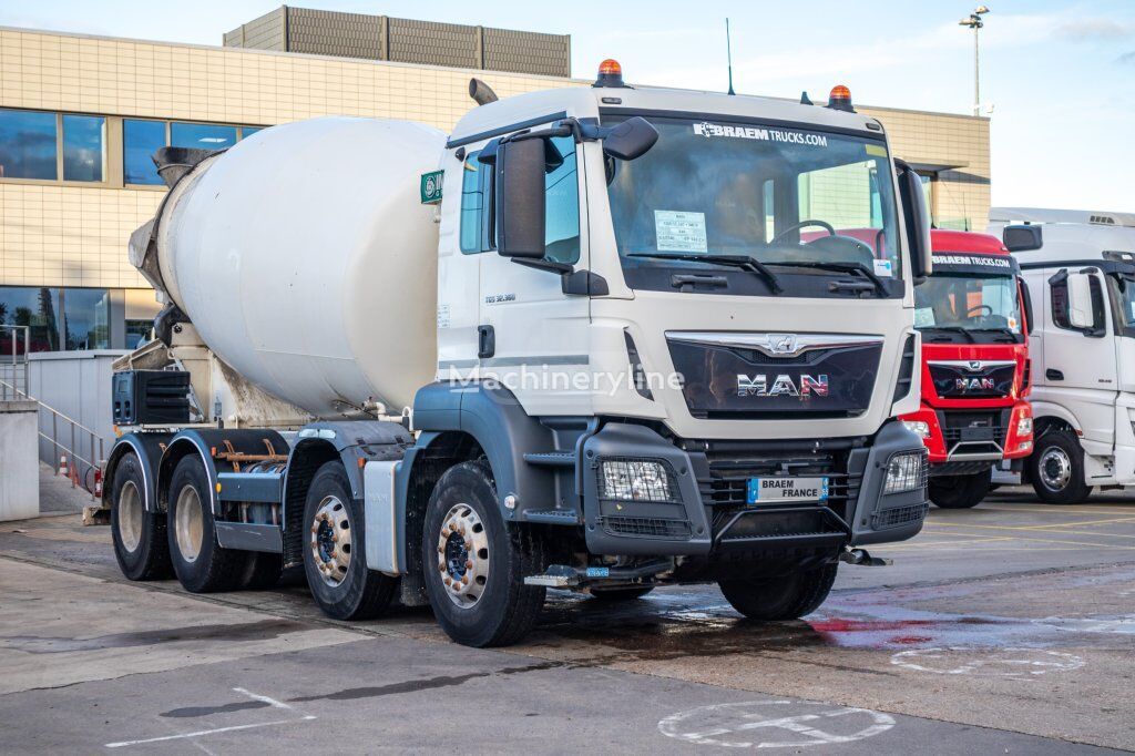Isuzu TGS 2016 — photo 2