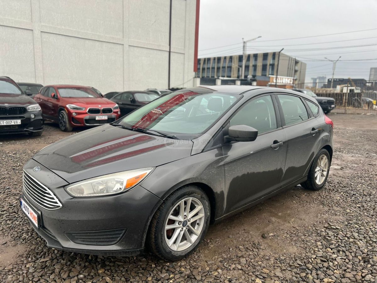 Ford Focus 2018 — photo 2