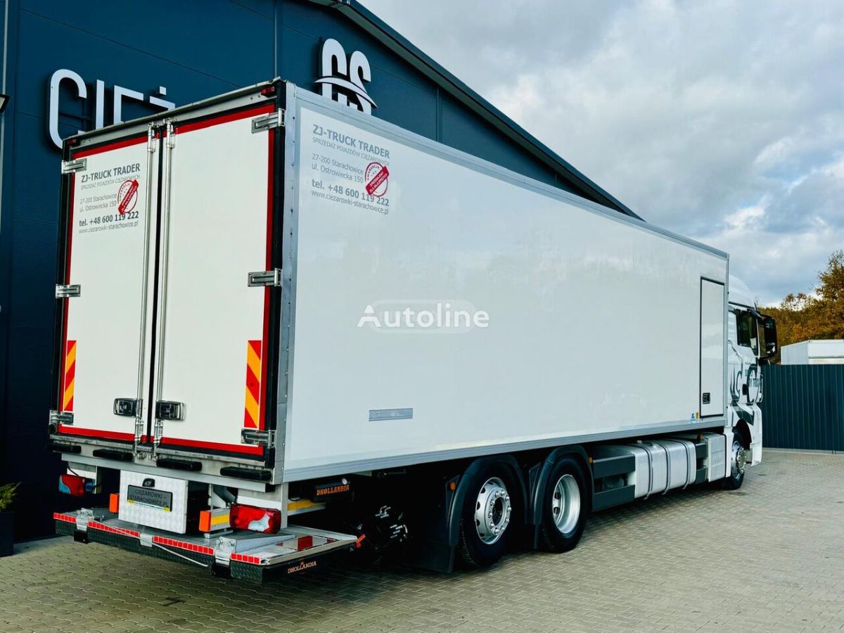 Isuzu TGX 2016 — photo 2