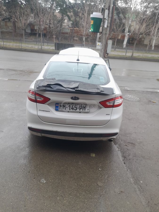 Ford Fusion 2016 — photo 2