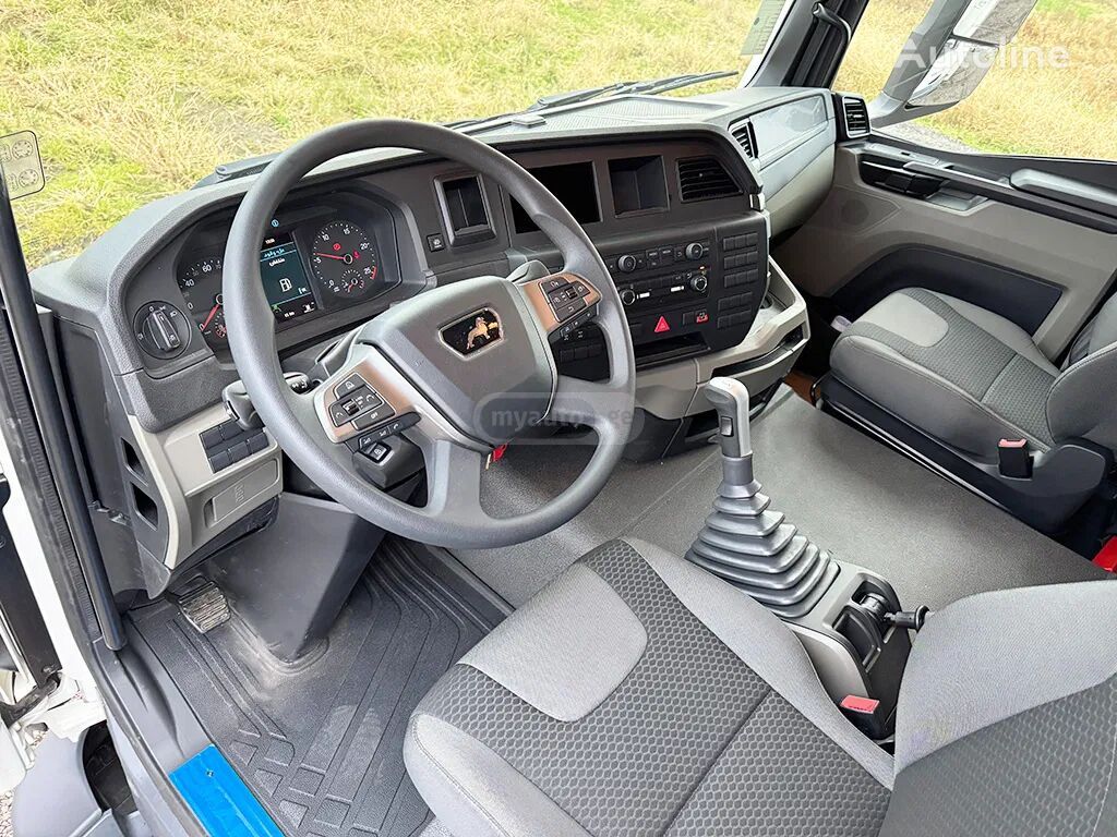 Isuzu TGS 2022 — photo 2