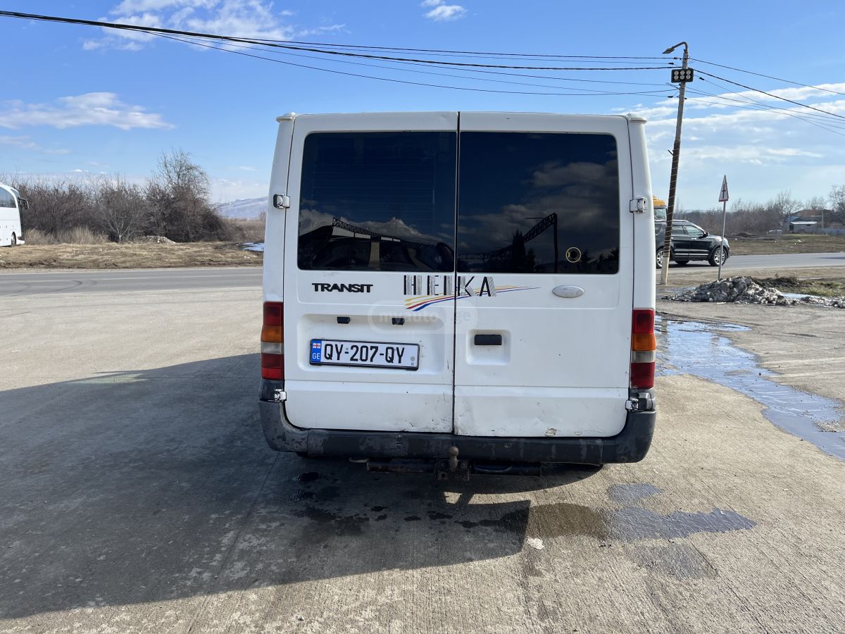 Ford Transit 2003 — photo 2