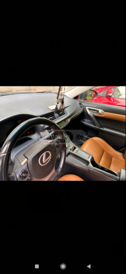 Lexus CT 200 h 2015 — photo 2
