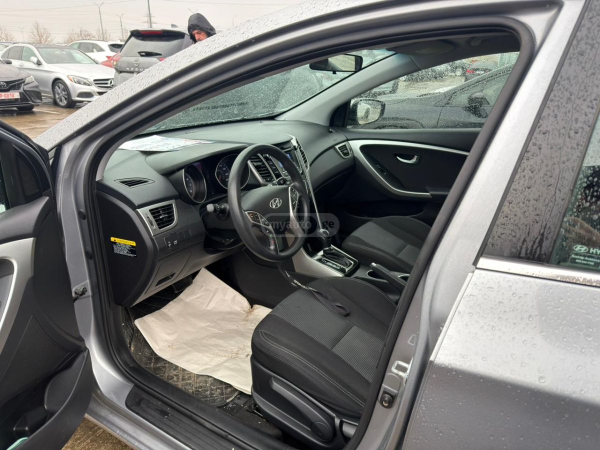 Hyundai Elantra GT