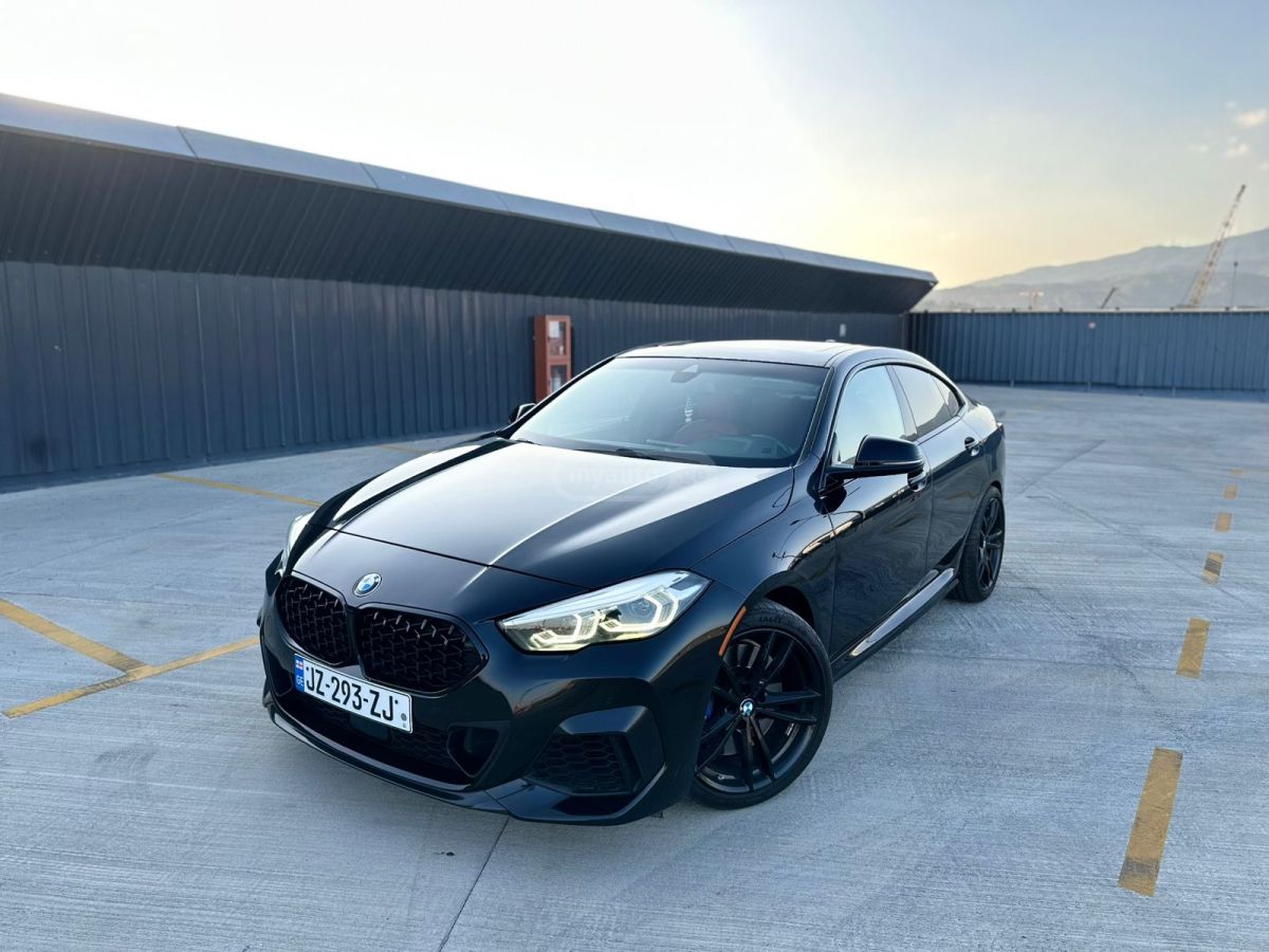 BMW M235