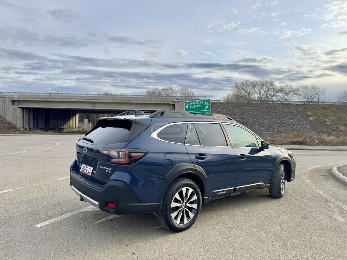 Subaru Outback 2023 — photo 2