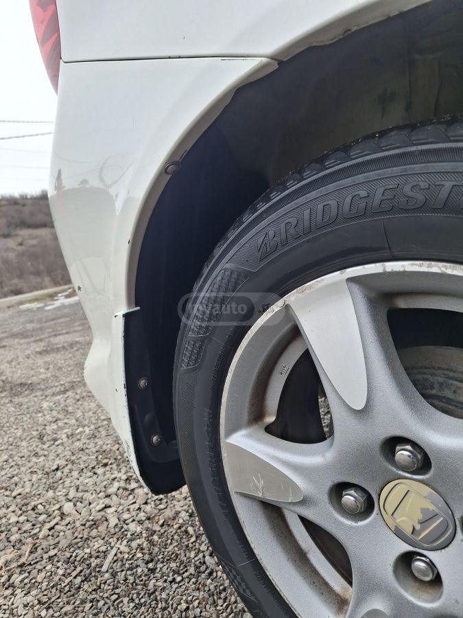 Honda Fit 2004 — photo 2
