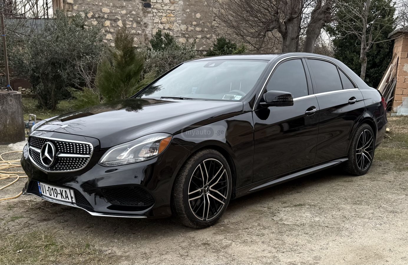 Mercedes-Benz E 350 2014 — photo 2