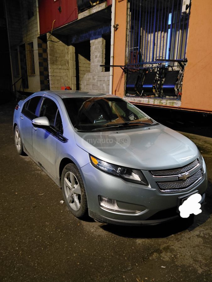Chevrolet Volt 2013 — photo 2