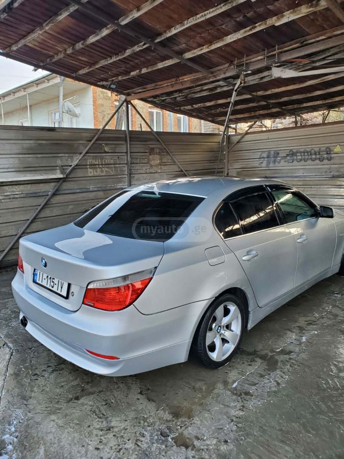 BMW 525 2006 — photo 2