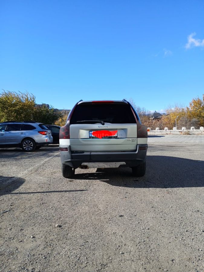 Volvo XC90 2005 — photo 2