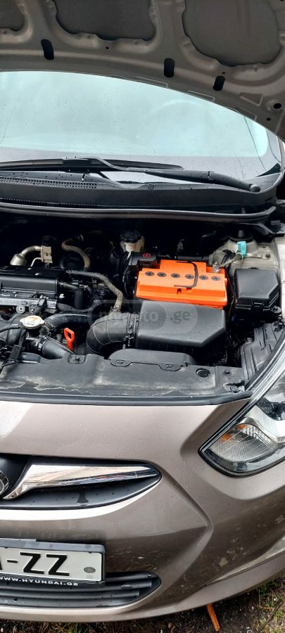 Hyundai Accent 2014 — photo 2