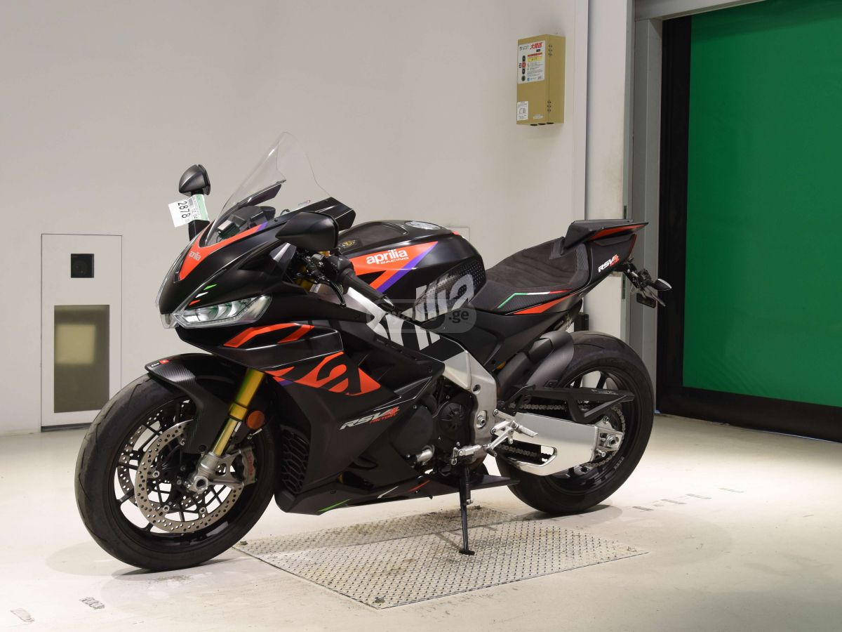Aprilia RSV4 2024 — photo 2