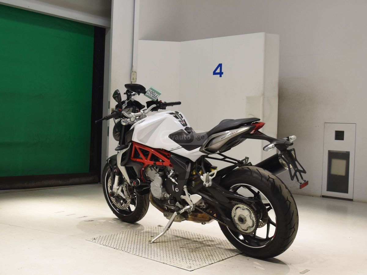MV Agusta Turismo Veloce 800 2022 — photo 2