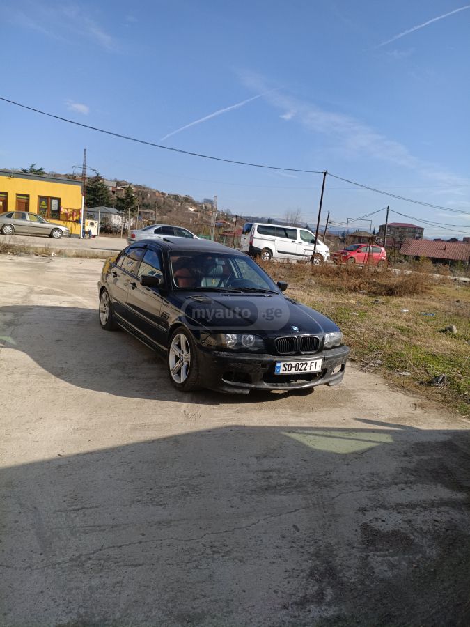 BMW 323 2000 — photo 2