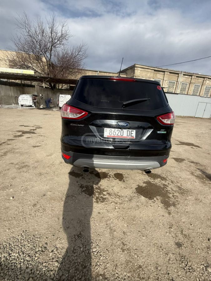 Ford Escape 2014 — photo 2