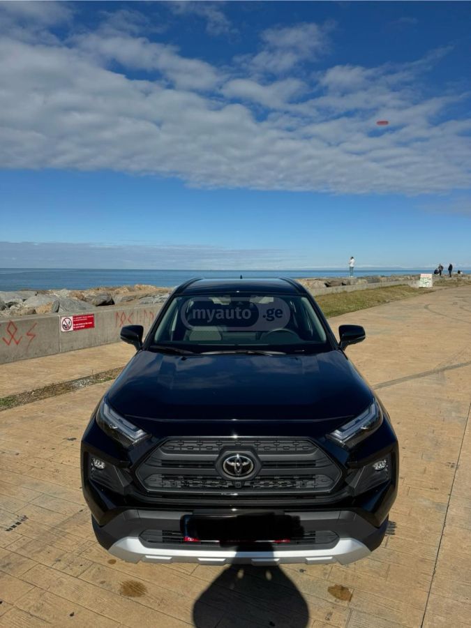 Toyota RAV4 2024 — photo 2