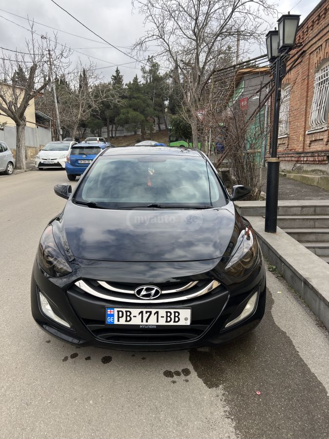 Hyundai Elantra GT 2014 — photo 2