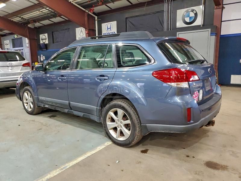 Subaru Outback 2013 — photo 2