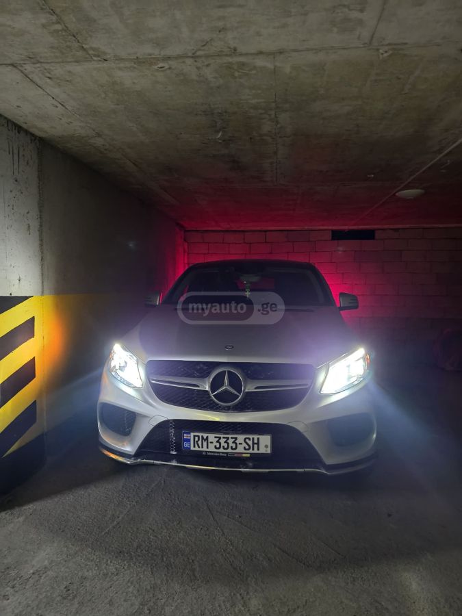 Mercedes-Benz GLE Coupe 2017 — photo 2