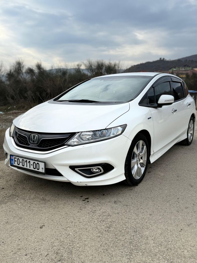 Honda Jade