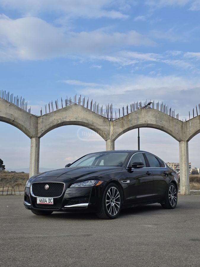 Jaguar XF 2016 — photo 2