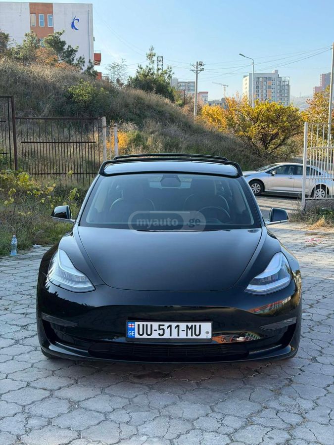 Tesla Model 3 2019 — photo 2