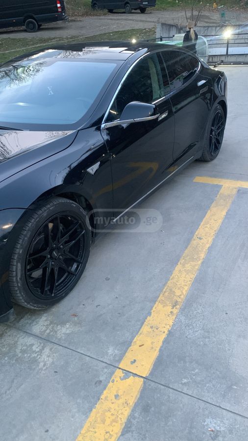 Tesla Model S 2013 — photo 2