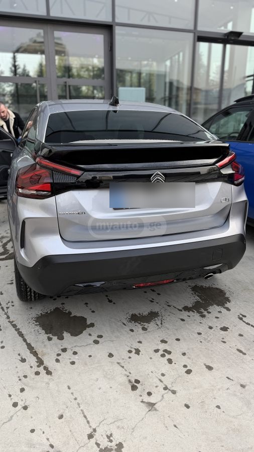 Citroen C4 2023 — photo 2