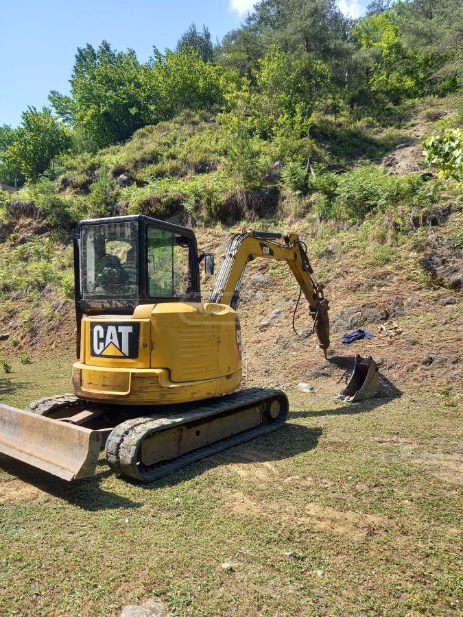 Caterpillar 305 CR 2013 — photo 2