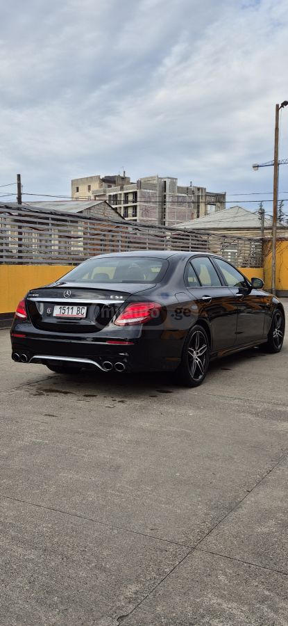 Mercedes-Benz E53 AMG 2019 — photo 2