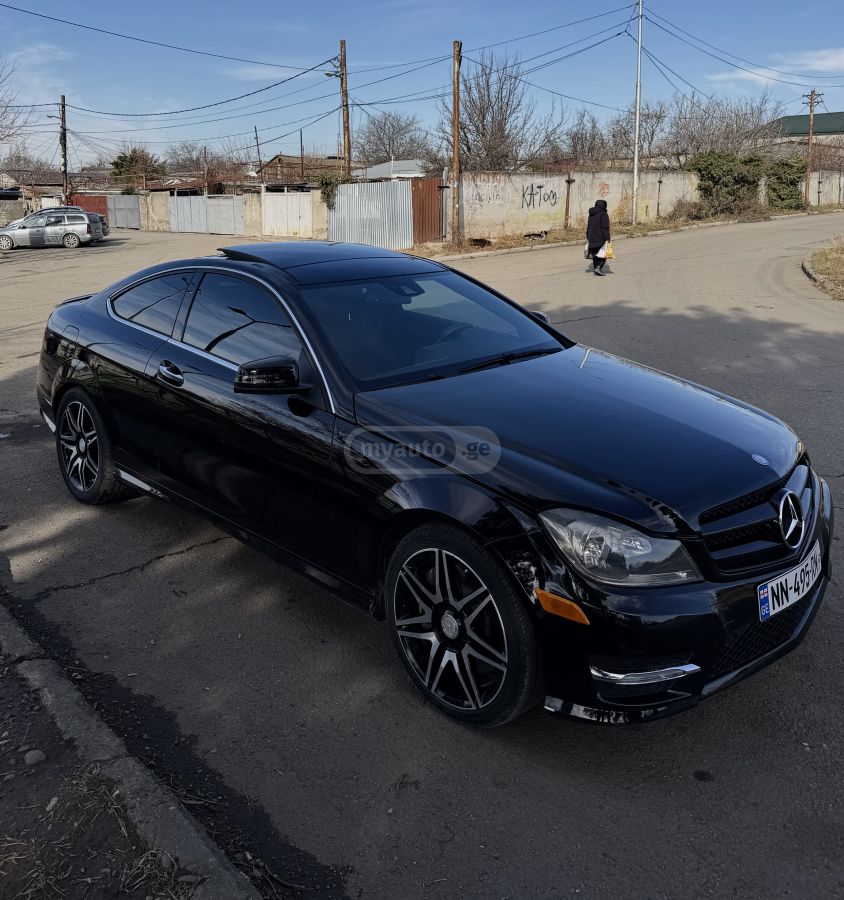 Mercedes-Benz C 250 2014 — photo 2