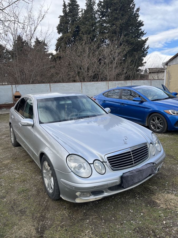 Mercedes-Benz E 270 2002 — photo 2