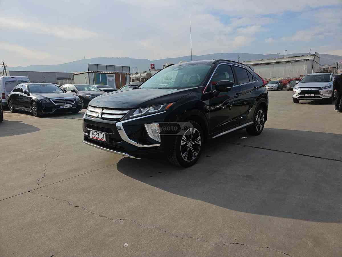 Mitsubishi Eclipse Cross 2019 — photo 2