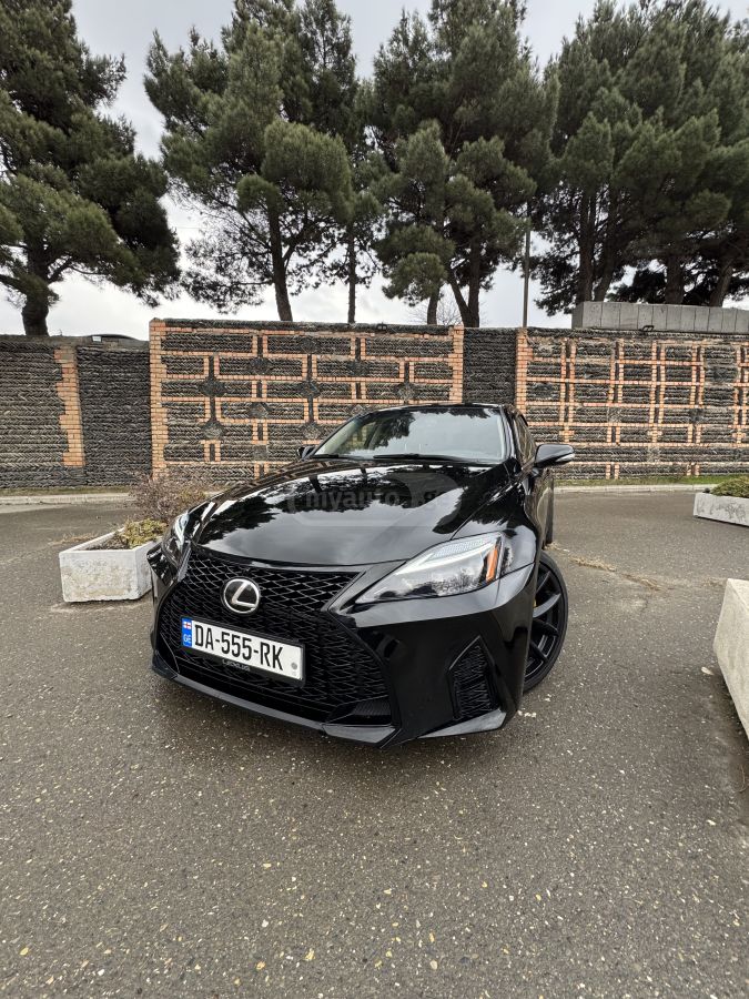 Lexus IS 250 2010 — photo 2