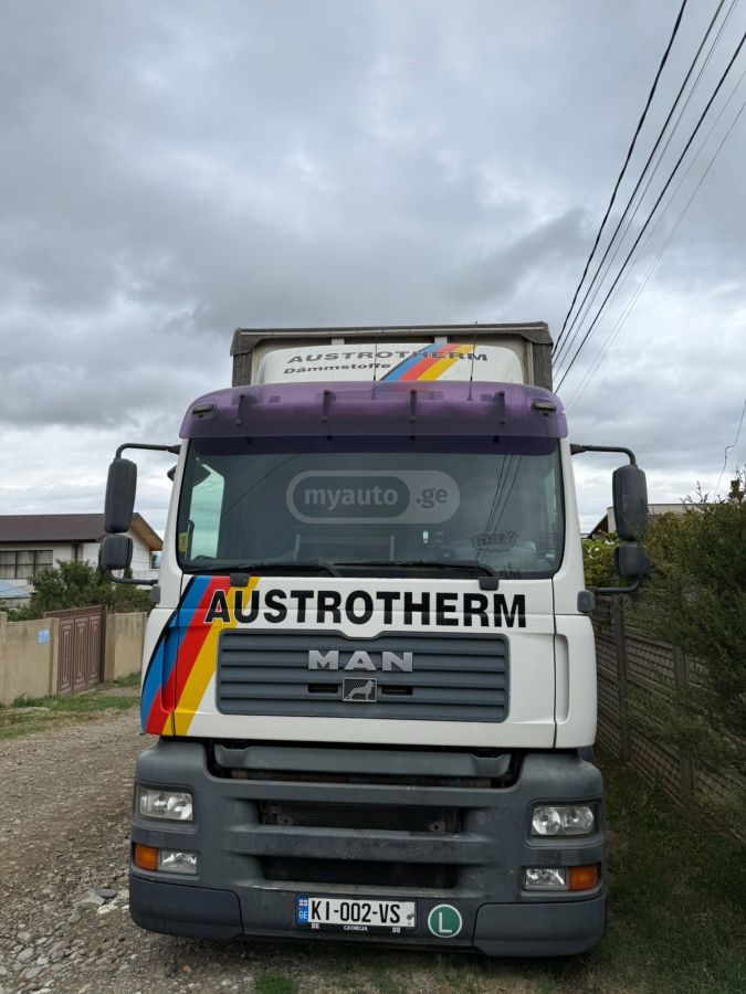 Isuzu TGA