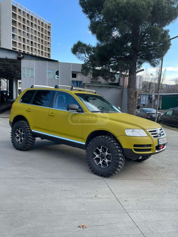 Volkswagen Touareg 2005 — photo 2
