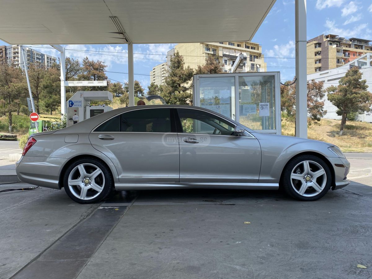 Mercedes-Benz S 550 2006 — photo 2