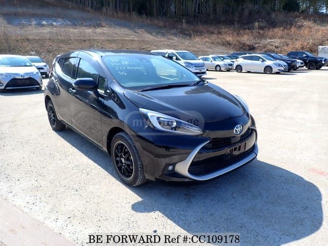 Toyota Aqua 2023 — photo 2
