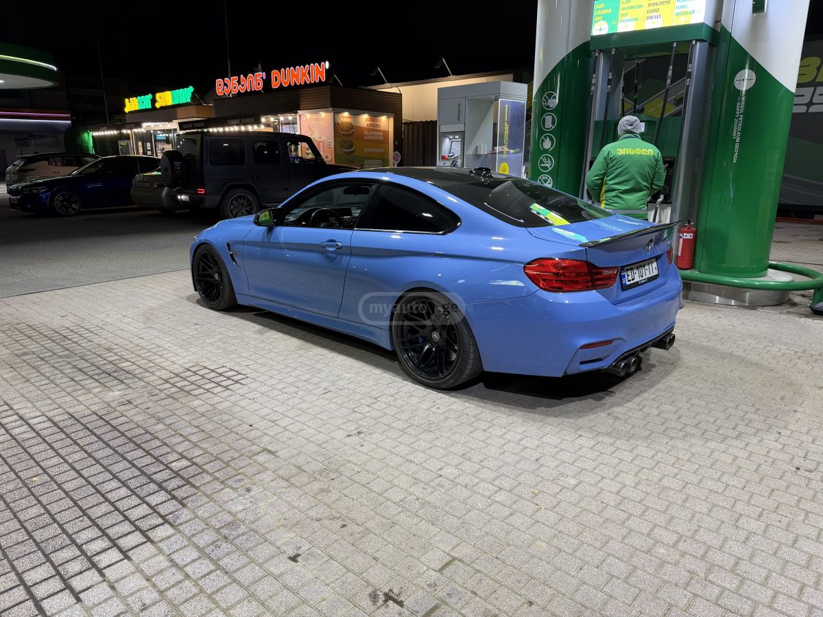 BMW M4